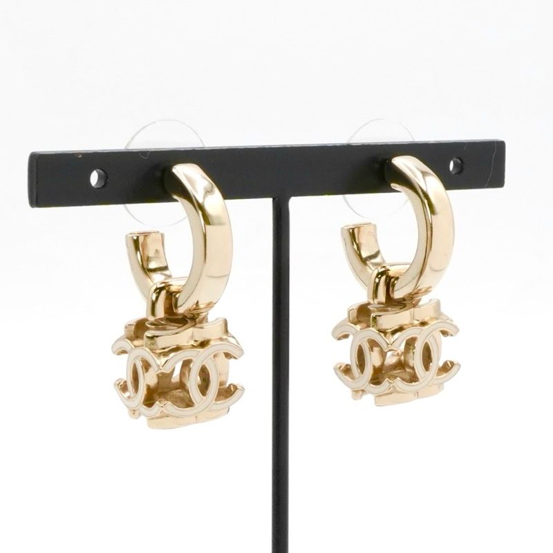 Chanel Earrings Chien Pangold White Cocomark Cube