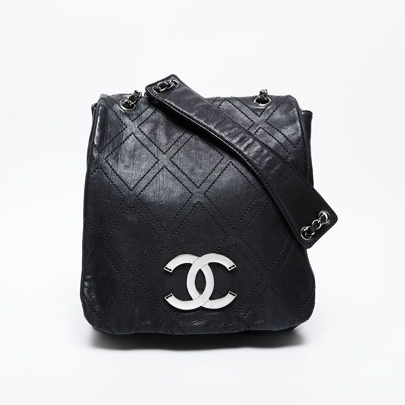 Chanel Shoulder Bag CC Logo