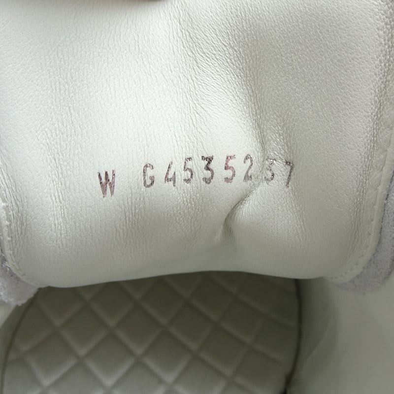 Chanel Sneakers Size 24