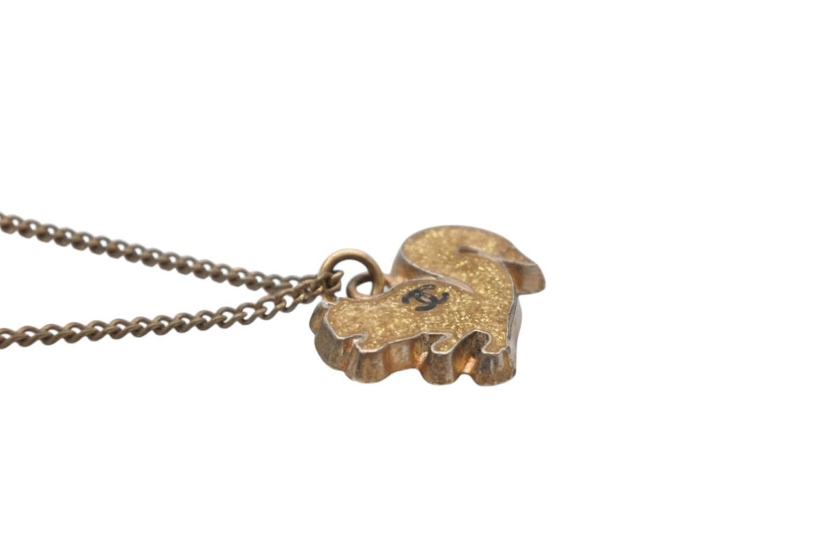 Chanel 05A CC Logo Squirrel Animal Necklace Glitter Gold Plated Yellow — view 5