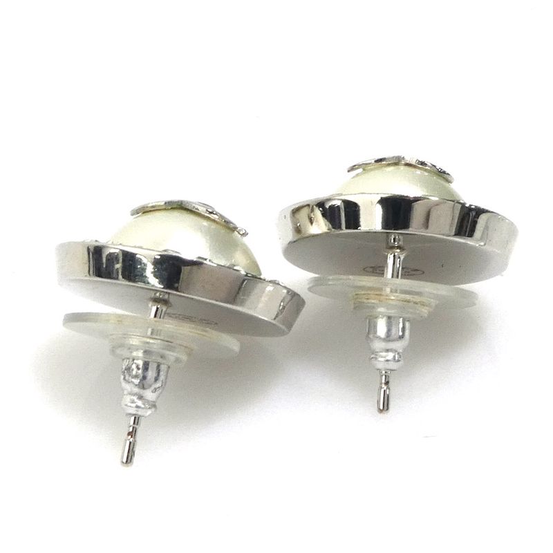 Chanel Earrings Here Mark