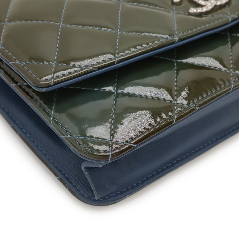 Chanel Brilliant Matelasse Chain Wallet Chain Shoulder Pochette Crossbody