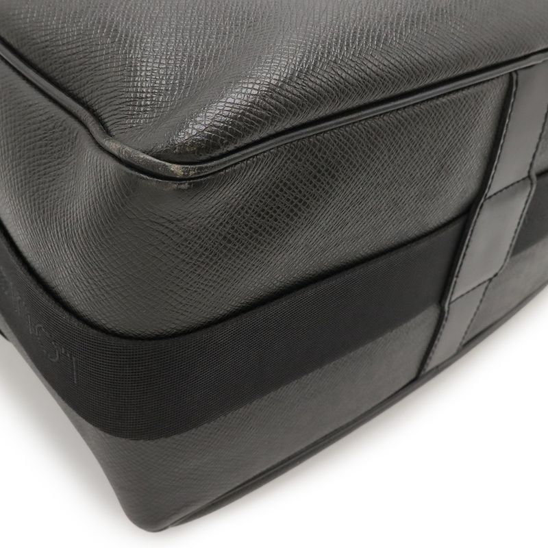 Louis Vuitton Taiga Reporter PM Shoulder Bag Crossbody Leather Ardoise Black