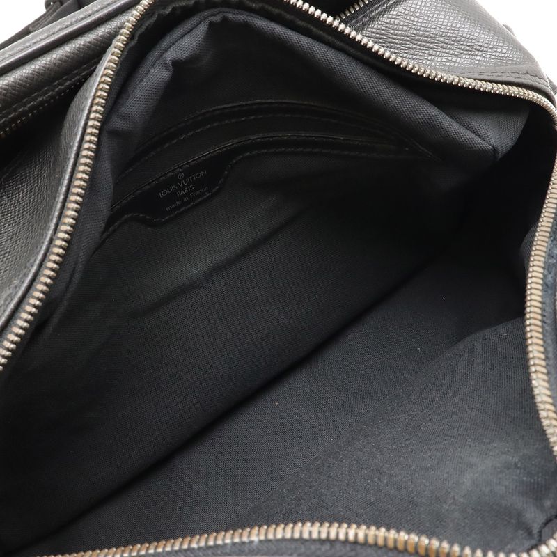 Louis Vuitton Taiga Reporter PM Shoulder Bag Crossbody Leather Ardoise Black