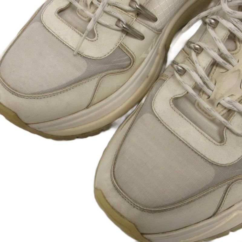 Louis Vuitton Run Away Pulse Line Monogram Sneakers Dad White 8.5 AA