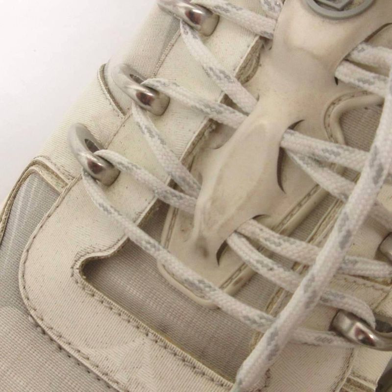 Louis Vuitton Run Away Pulse Line Monogram Sneakers Dad White 8.5 AA