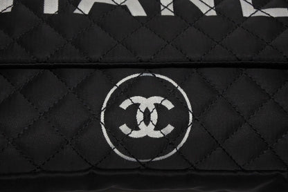 Chanel Quilted Jumbo CC Logo Chain Shoulder Bag Single Flap Black White Silver — view 5