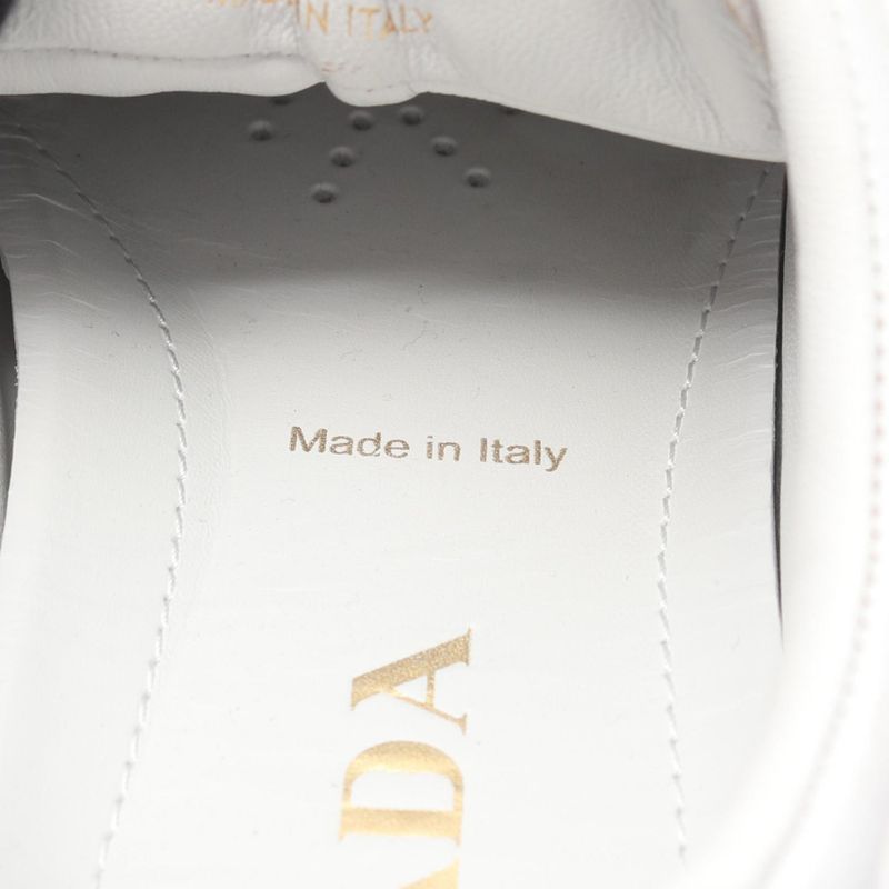 Prada Sneakers Triangle Logo Distressed Processing 2ee413 White Leather