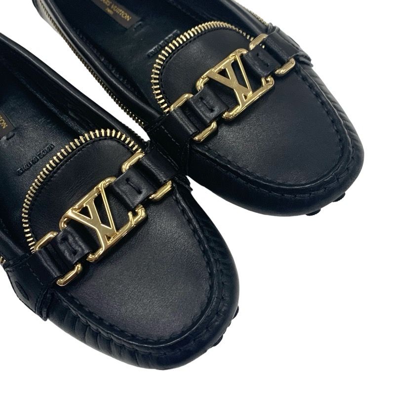 Louis Vuitton Flat Shoes Leather Black Gold Logo Driving Shoes Zip Design