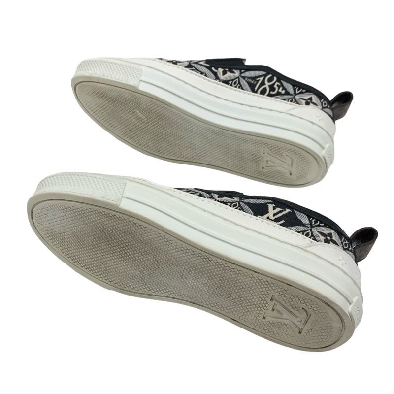 Louis Vuitton Play Timeline Monogram Sneakers Shoes Fabric Leather Black White