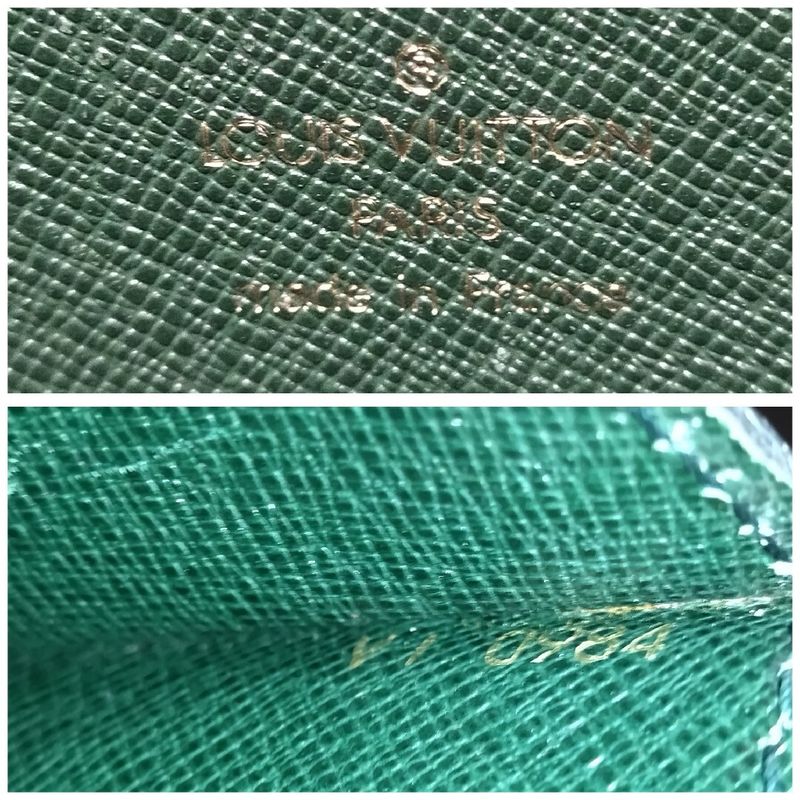 Louis Vuitton Porte Documents Rosan Taiga Epi Sear 2-Way Handbag