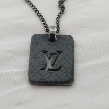 Louis Vuitton Pendentif PM Necklace