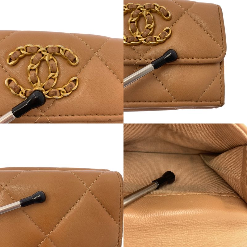 Chanel | Chanel 19 D'isneuf Matelasse Tri-fold Lambskin Compact Wallet | Brown