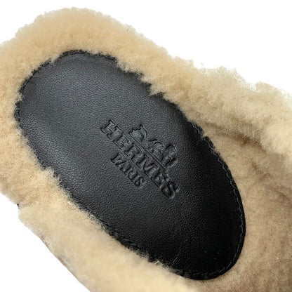 Unused Hermes Earth Sandals Shoes Leather Shearling Wood Black Sabot Mule Studs