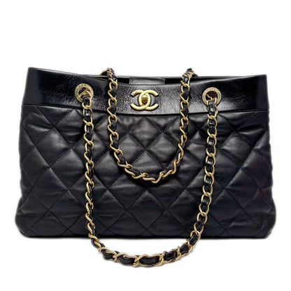 Chanel Quilted CC Logo Chainto Bag Lambskin Black Gold