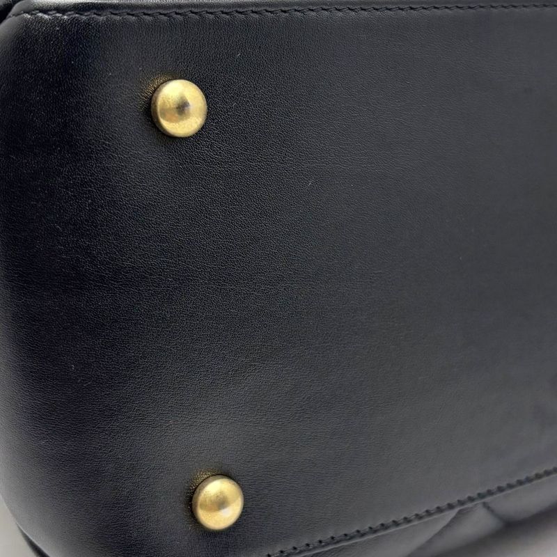 Chanel Quilted CC Logo Chainto Bag Lambskin Black Gold