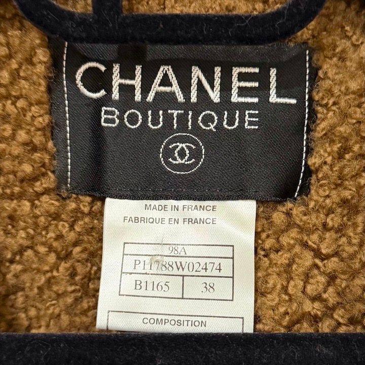 Chanel Teddy Boa Collar Mixed Tweed CC Logo Button 38 Coat Brown