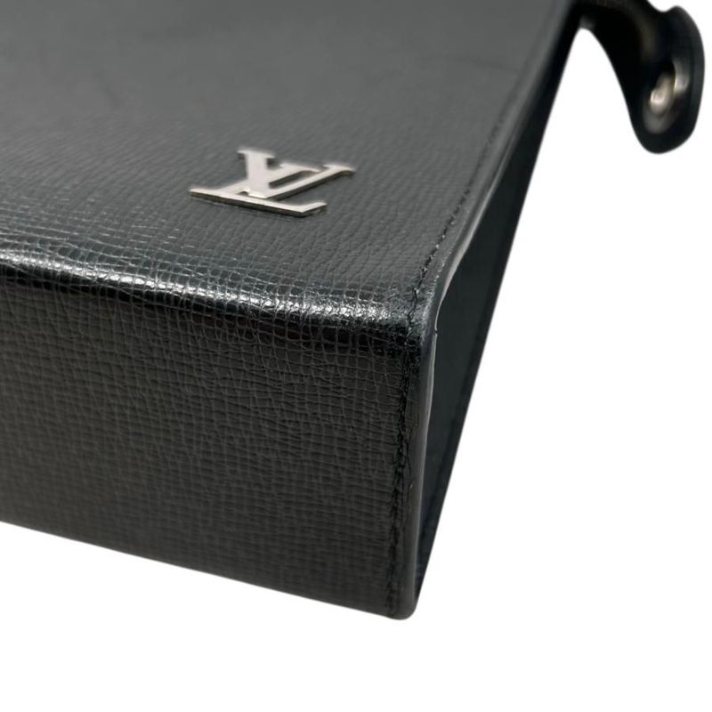 Louis Vuitton Clutch Bag Pochette -voyage M30450 Taiga Noir Black Louis Vuitton