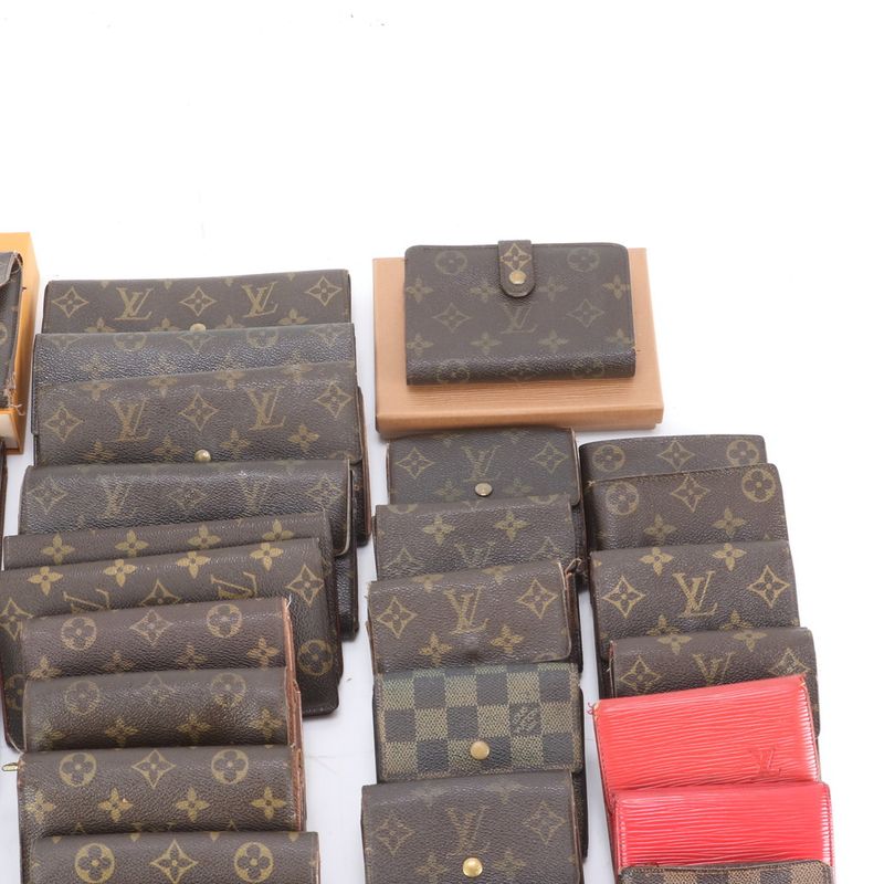 Summary 40-piece Set Louis Vuitton Monogram Damier Epi Leather Long Wallet