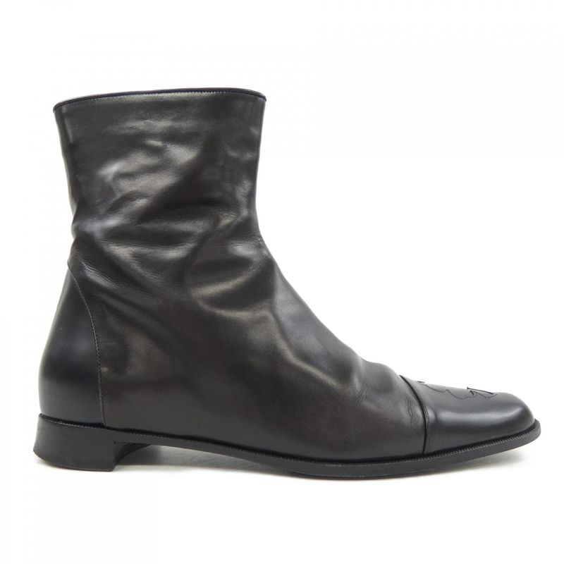 Vintage Chanel A22613y01648 Boots