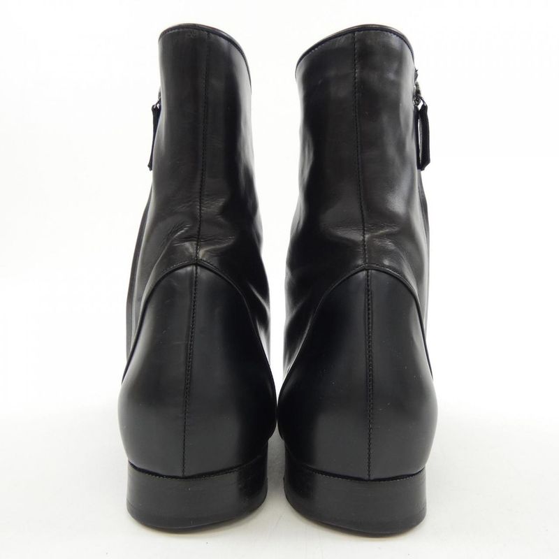 Vintage Chanel A22613y01648 Boots