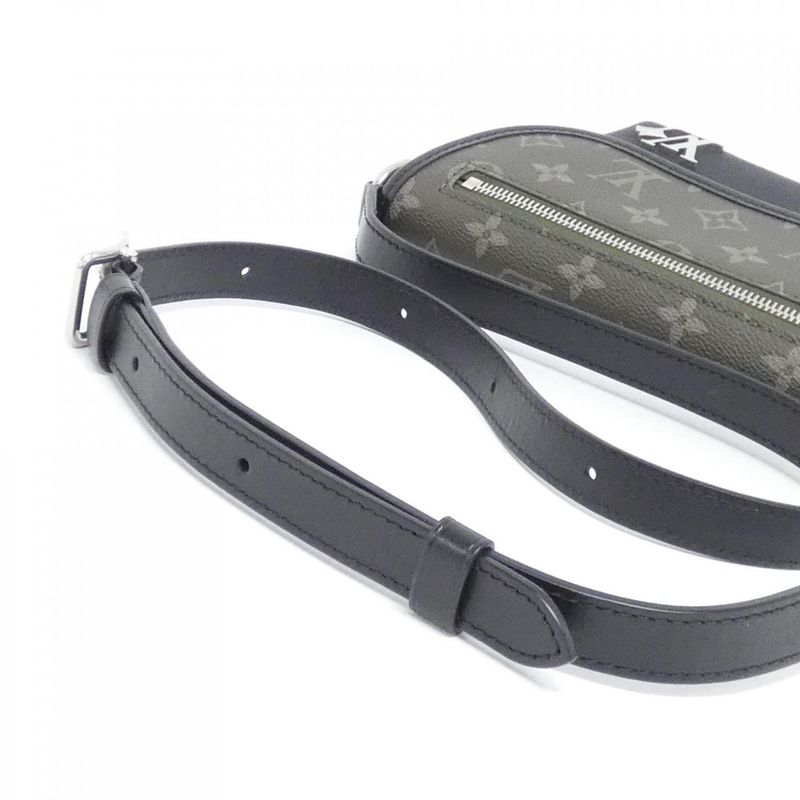 Louis Vuitton Pulse Wearable Wallet M12618 Shoulder Bag