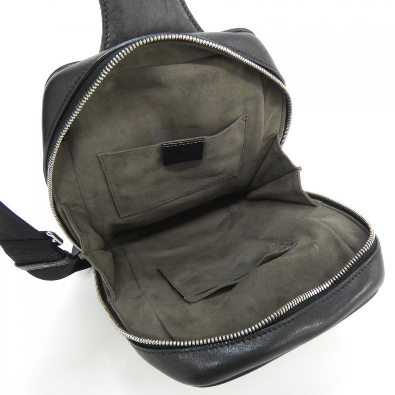 Gucci 523234 Dmtdn Shoulder Bag