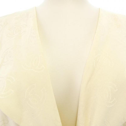 Chanel Size 38 Beige Shirt