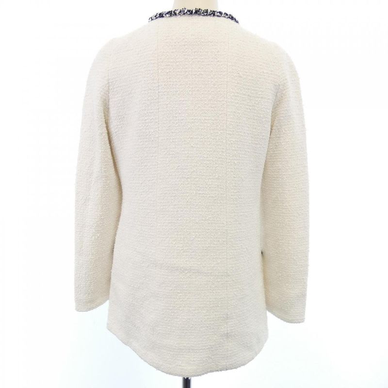 Chanel no Collar Jacket