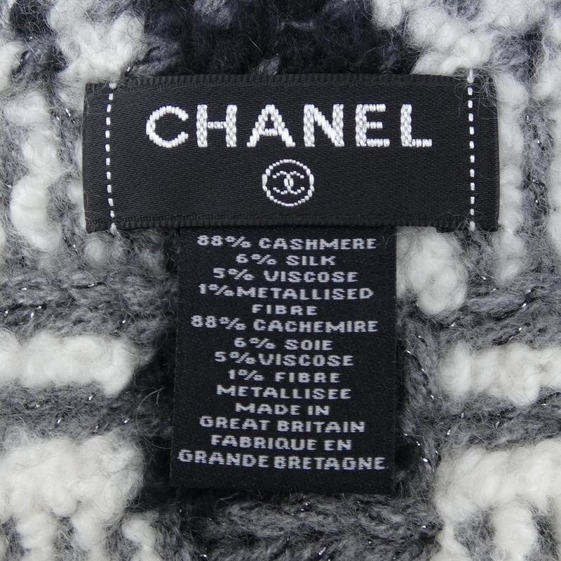 Chanel Muffler
