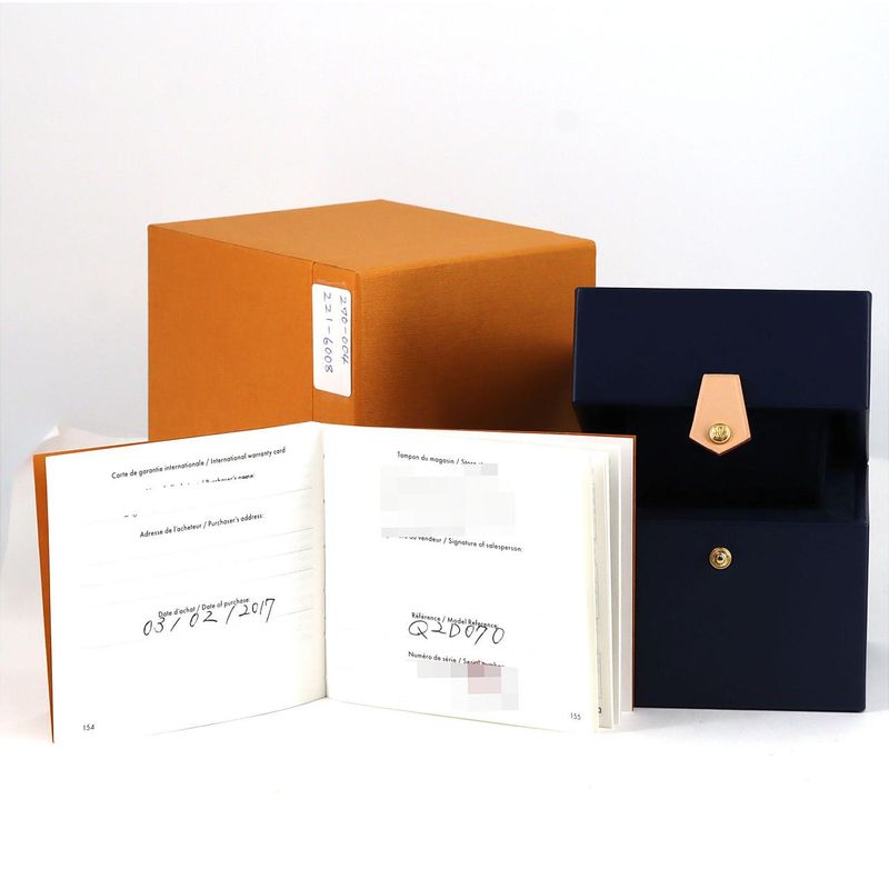 Louis Vuitton Tambour Slim Q2d07 SS Quartz