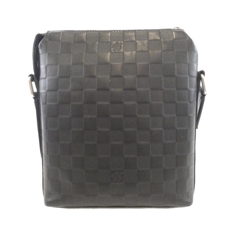 Louis Vuitton Damier Infini Discovery Messenger BB N42418 Shoulder Bag
