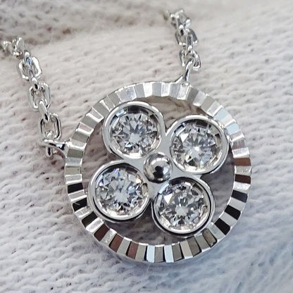 Louis Vuitton Necklace  750 WG Diamond Pendentif Sunblossom BB