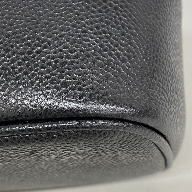 Chanel Vanity Bag Caviar Skin Black Gold Hardware Women's