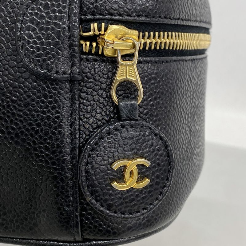 Chanel Vanity Bag Caviar Skin Black Gold Hardware Women's