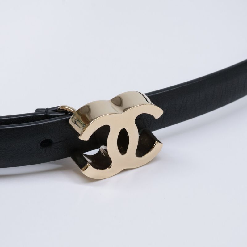 Same As Chanel B22K Here Mark Narrow Leather 75 30