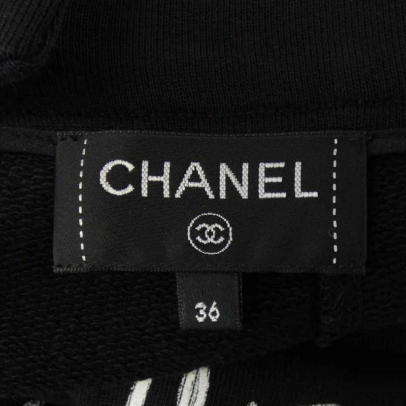 Chanel P70693v62077 Skirt
