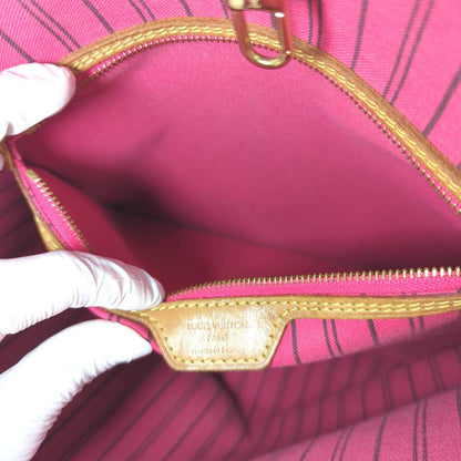 Louis Vuitton Monogram ・neverfull MM Love Lock Tote Bag With Pouch M44364 Kenya