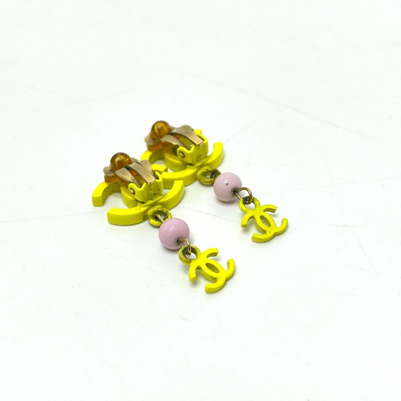 Chanel Earring Here Mark 2 Rows A21871 Metal Yellow