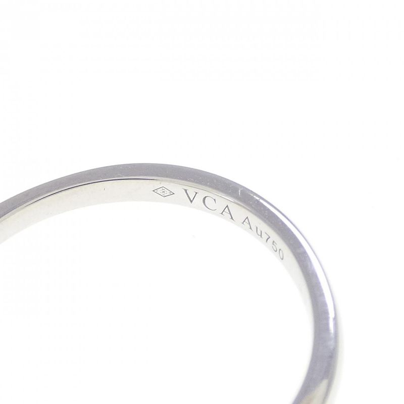 Van Cleef & Arpels Sweet Alhambra Ring