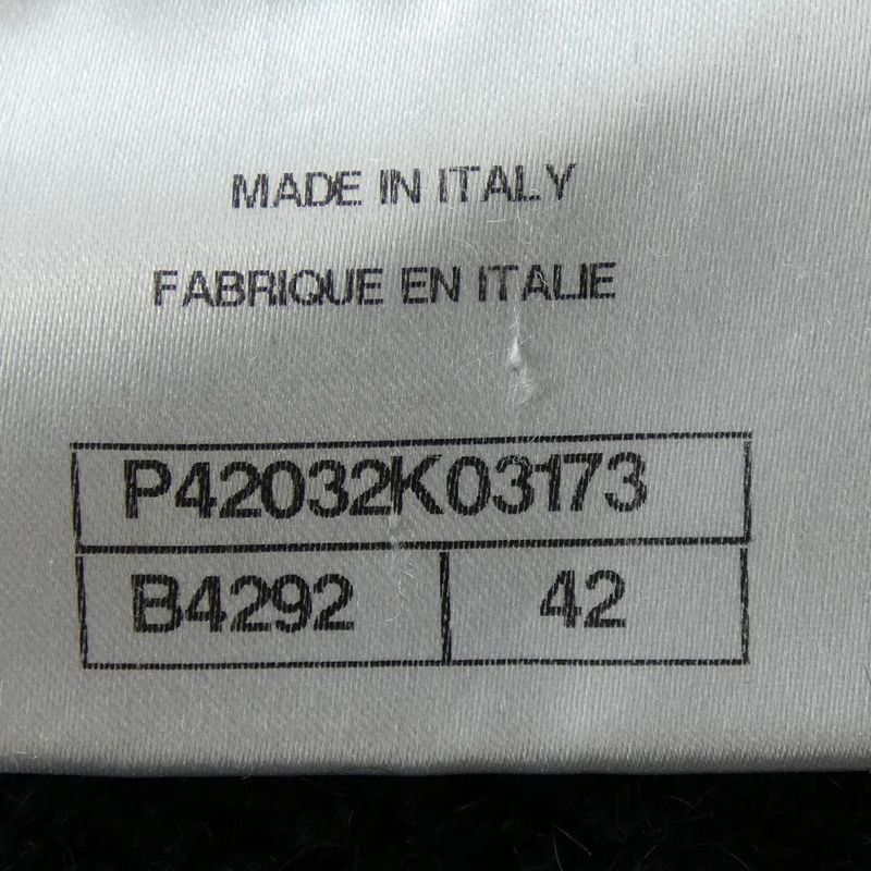 Chanel P42032k03173 Cardigan