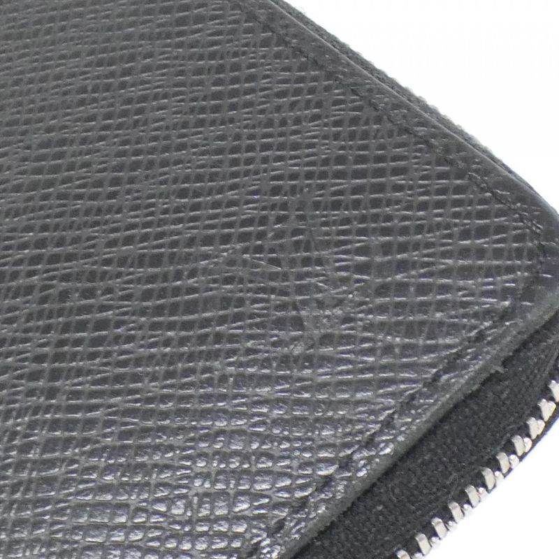 Louis Vuitton Taiga Zippy Coin Purse M30511 Coin Case