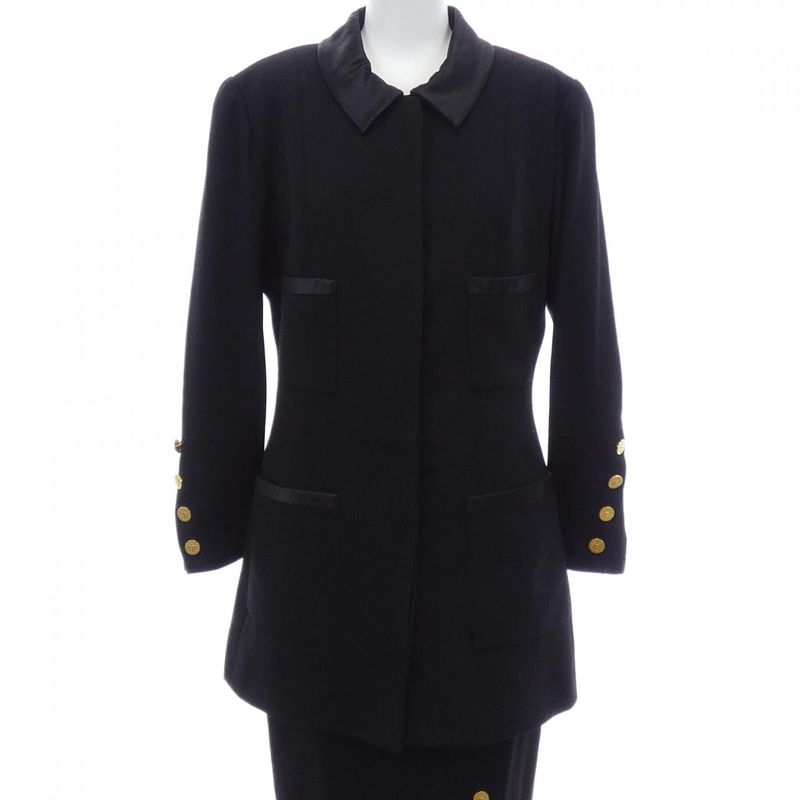 Vintage Chanel 20918 Suit