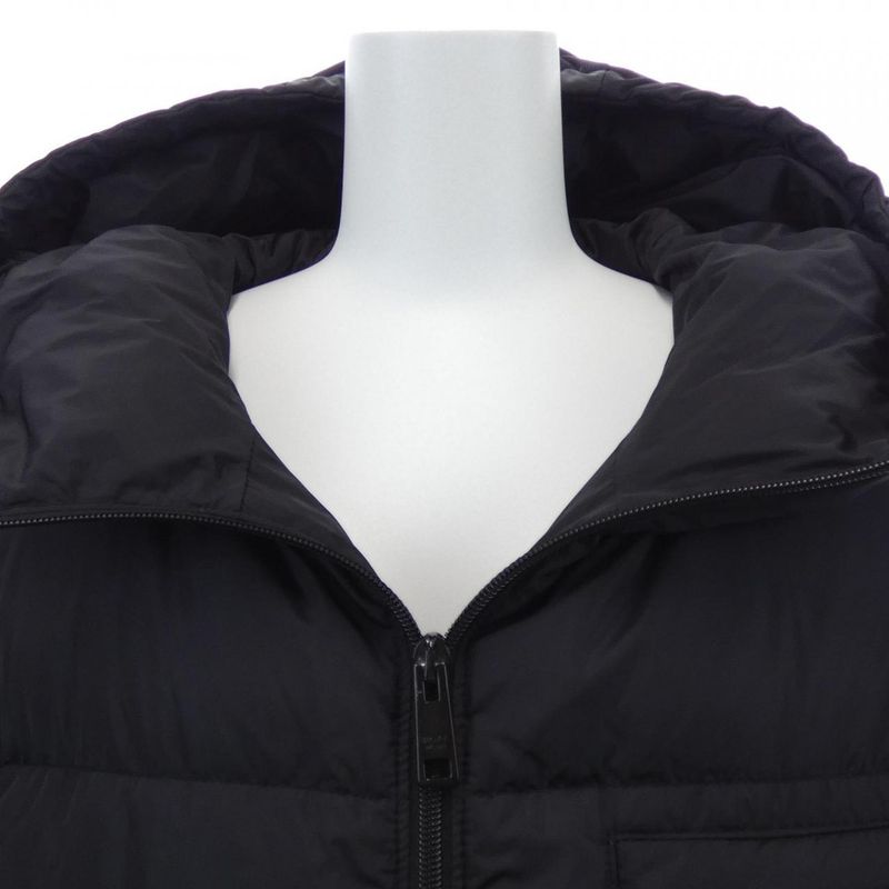 Prada Triangle Logo 29f430 S192 1WQ9 Down Coat