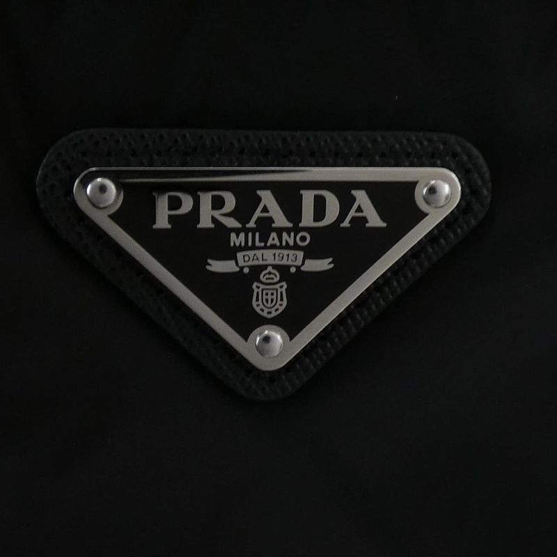 Prada Triangle Logo 29f430 S192 1WQ9 Down Coat