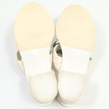 Chanel []ig32781 Camellia Motif Quilted Leather Chunky Heel Sandals 35C