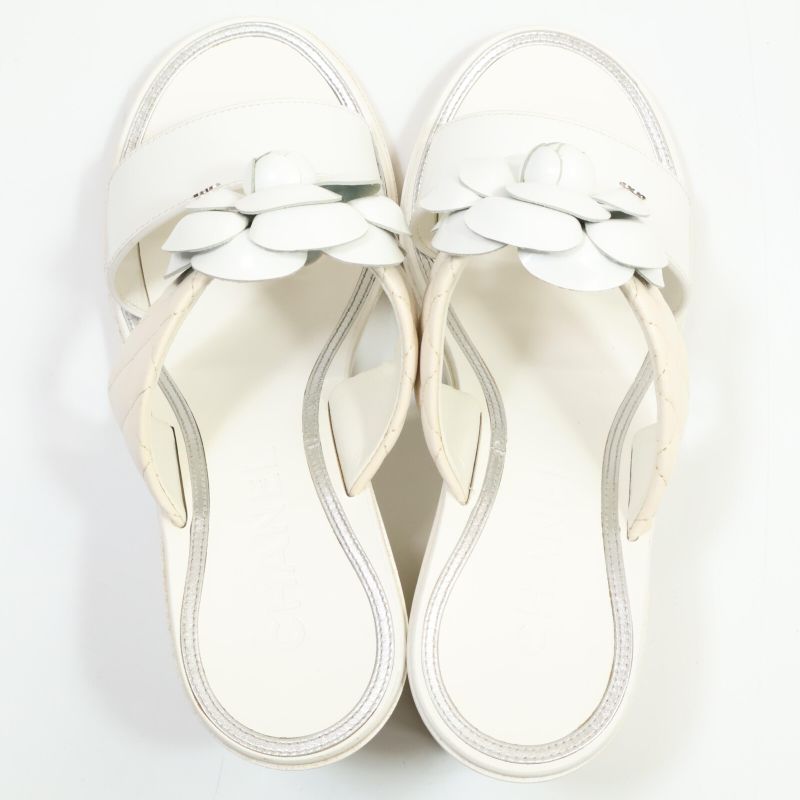 Chanel []ig32781 Camellia Motif Quilted Leather Chunky Heel Sandals 35C