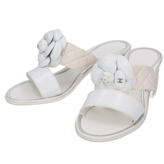 Chanel []ig32781 Camellia Motif Quilted Leather Chunky Heel Sandals 35C