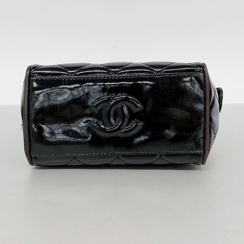 Chanel Shoulder Bag Matelasse Patent Leather Black Gold Hardware Women