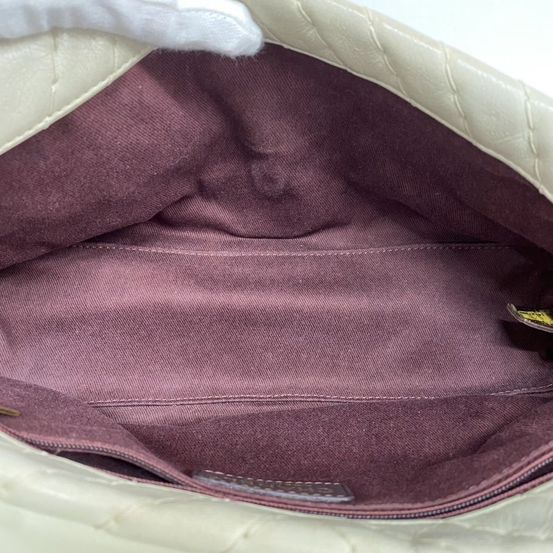 Chanel Shoulder Bag V Stitch Lambskin Beige Gold Hardware Women's